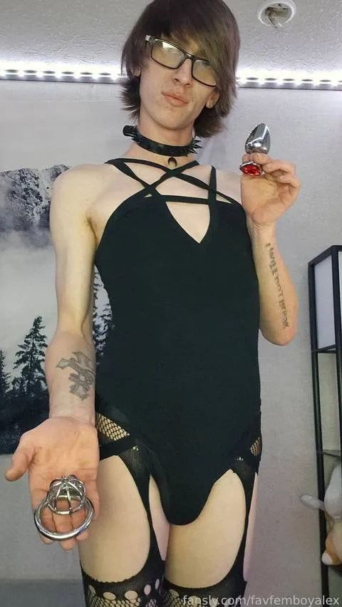 @favfemboyalex