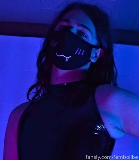 @femboiibe