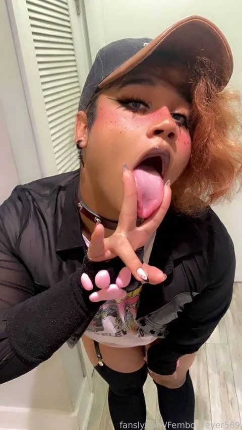 @FemboyFever569