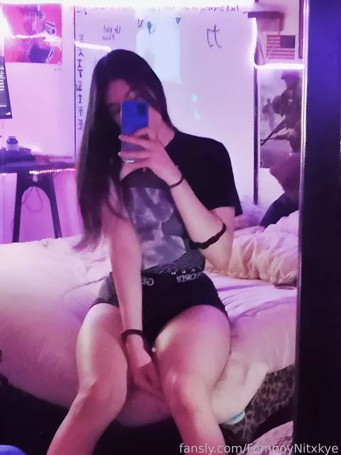 @FemboyNitxkye