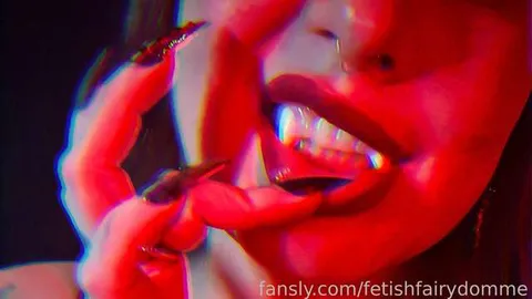 @FetishFairyDomme
