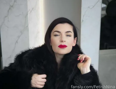 @FetishNina