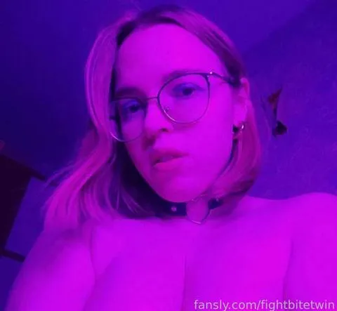 @fightbitetwin