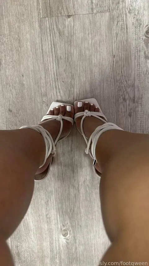 @footqween