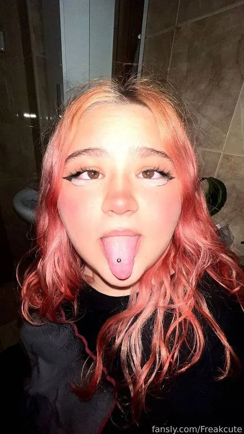 @Freakcute