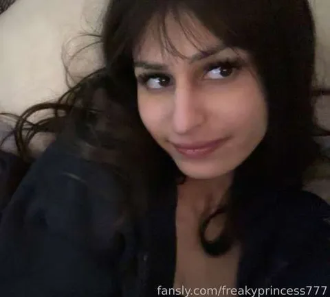 @freakyprincess777