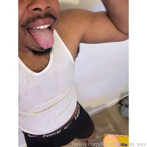 @Frenchiexoxo_xxx