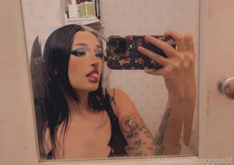 @froggoxof