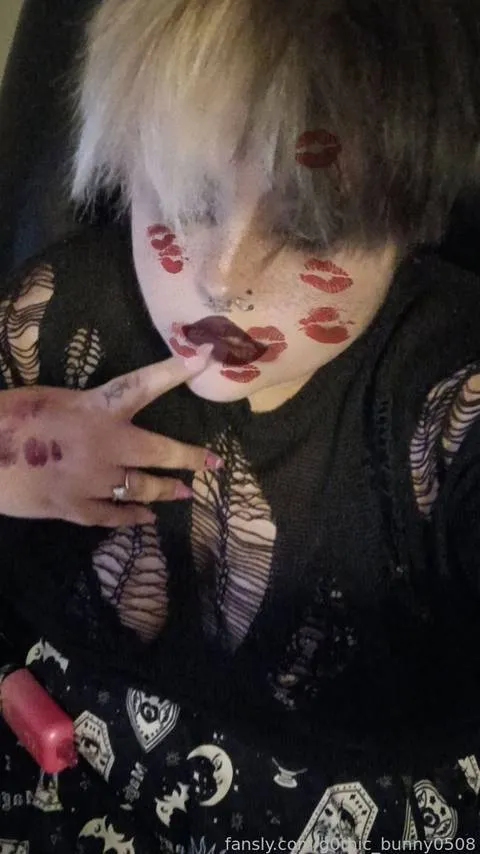 @g0thic_bunny0508