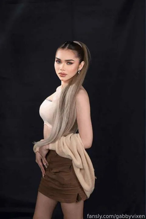 @gabbyvixen