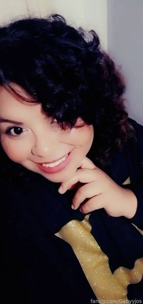 @Gabyyjos