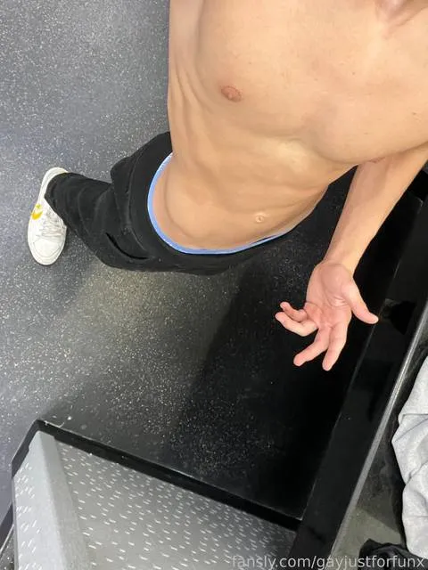 @gayjustforfunx