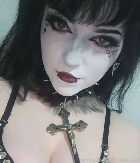 @Ghostie_404