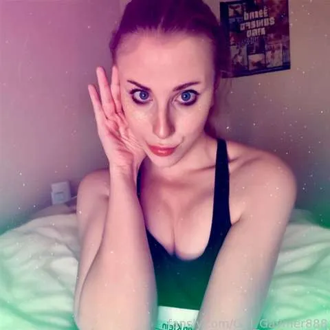 @Girl_Gaymer888