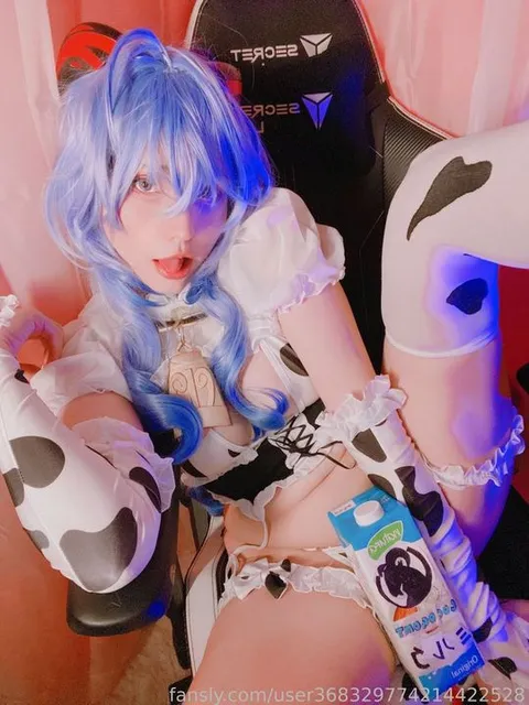@gloomy_doll