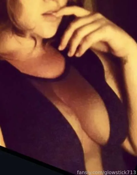 @glowstick713