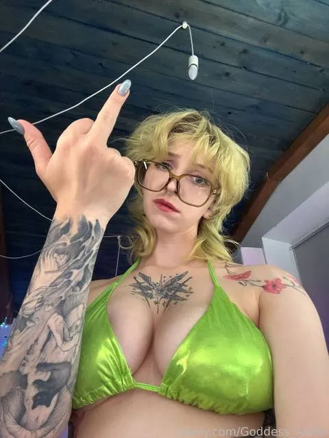@Goddess_Akiko