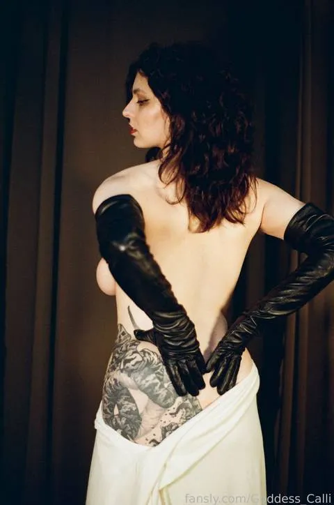 @Goddess_Calli