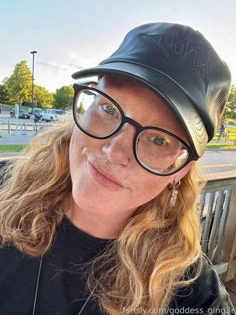 @goddess_ging3r