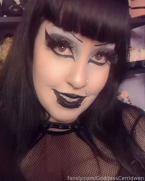 @GoddessCerridwen