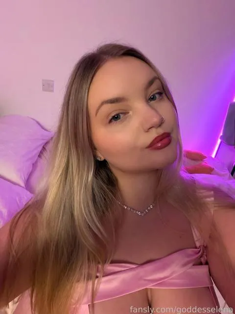 @goddesselena