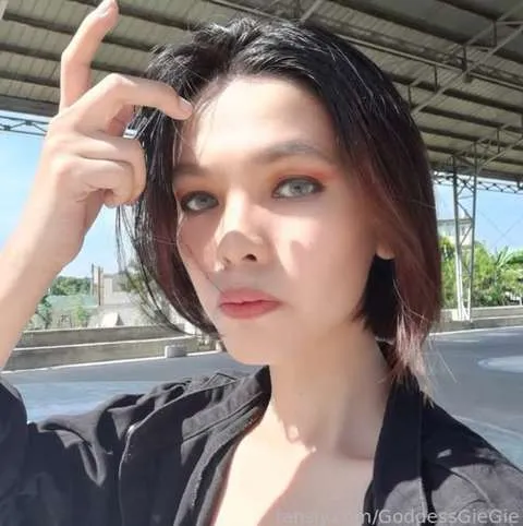 @GoddessGieGie