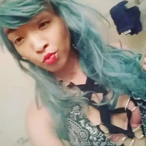 @GoddessHoneyPie