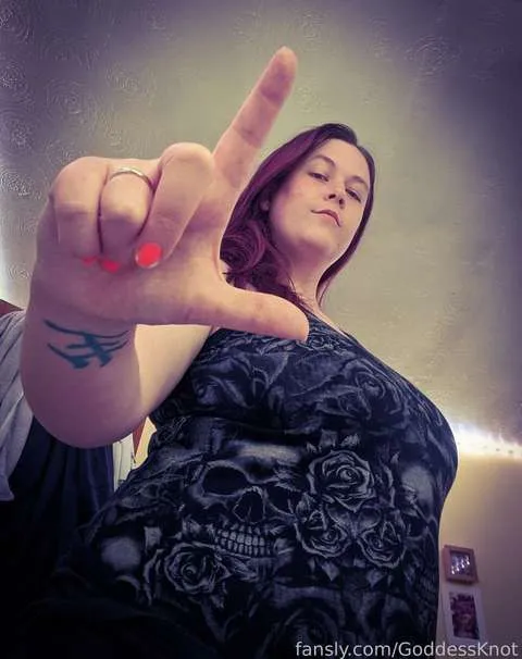 @GoddessKnot