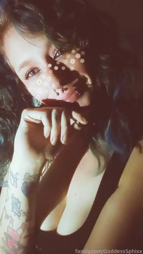 @GoddessSphixx