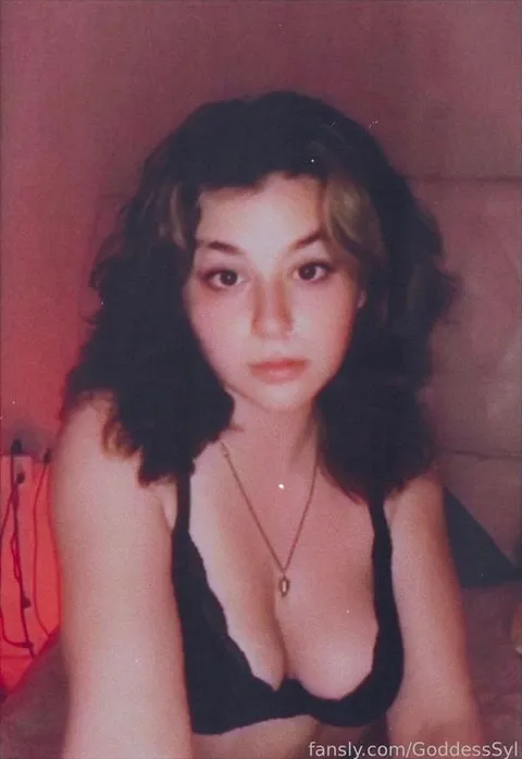 @GoddessSyl