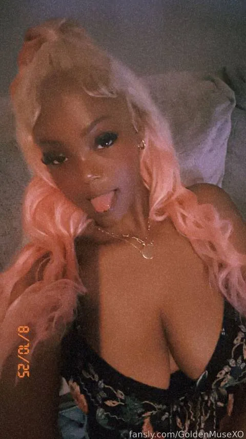 @GoldenMuseXO
