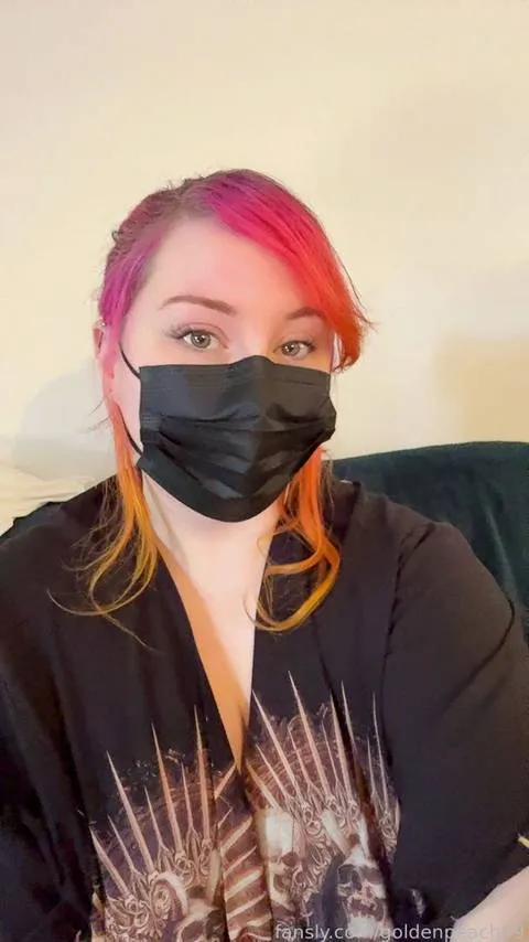 @goldenpeach69