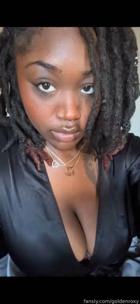 @goldenroxy