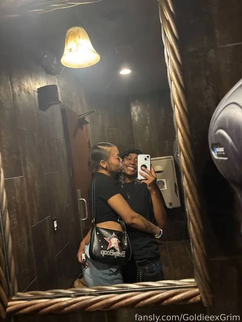 @GoldieexGrim