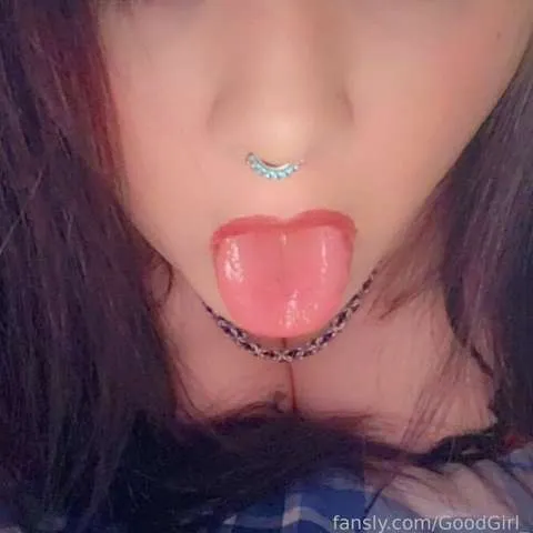 @GoodGirl_