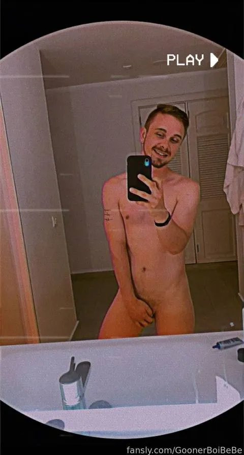 @GoonerBoiBeBe