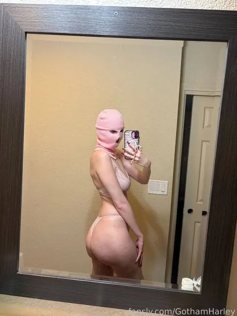 @GothamHarley