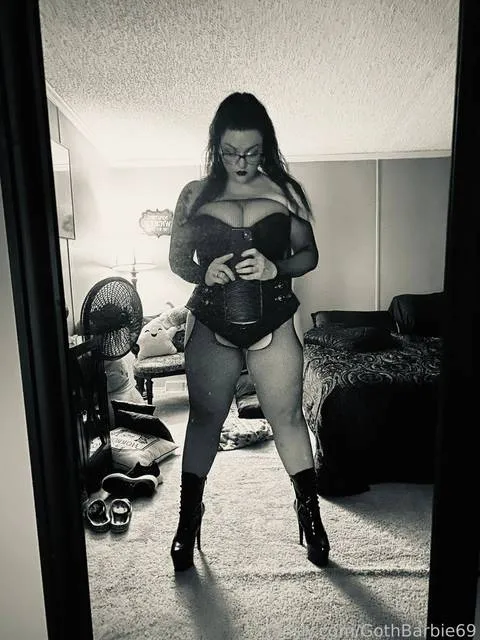 @GothBarbie69