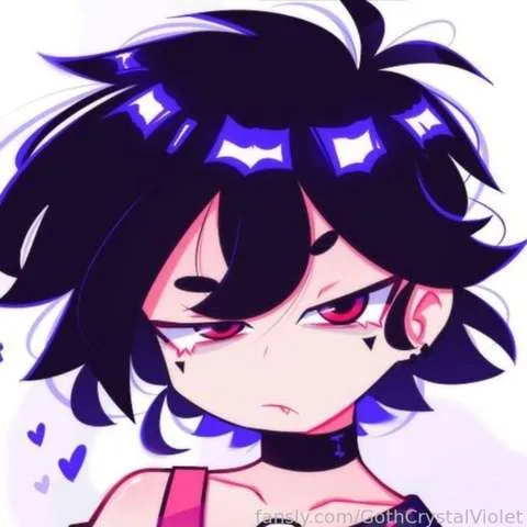 @GothCrystalViolet