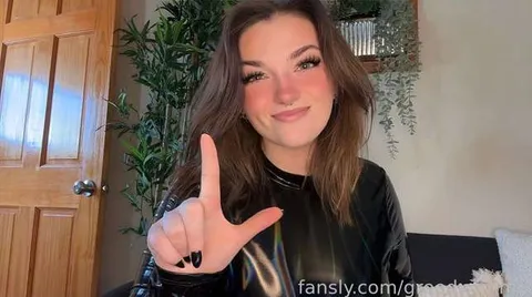 @greedyemma