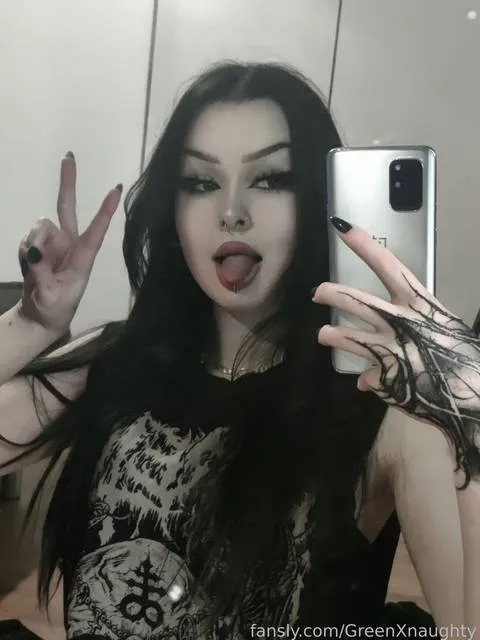 @GreenXnaughty