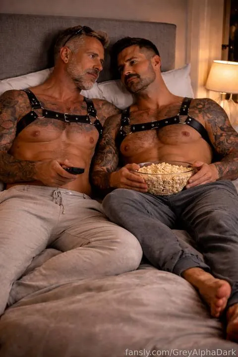 @GreyAlphaDark