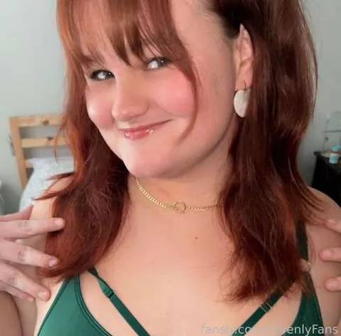 @GwenlyFans