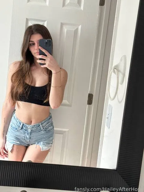 @HaileyAfterHour