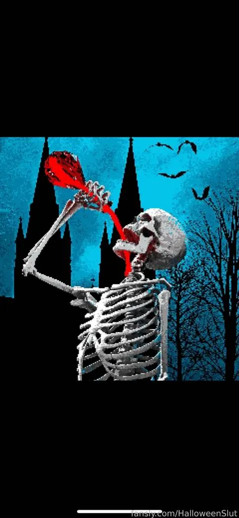 @HalloweenSlut