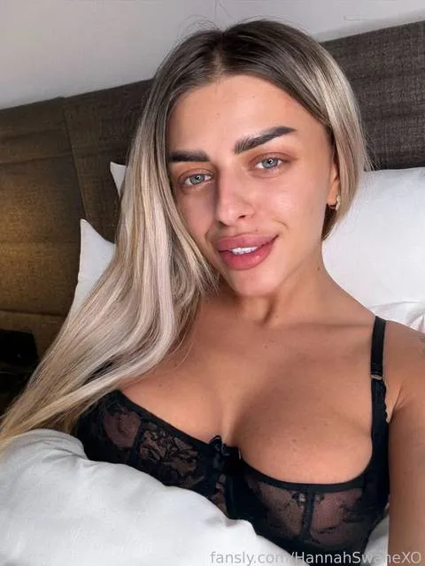 @HannahSwaneXO