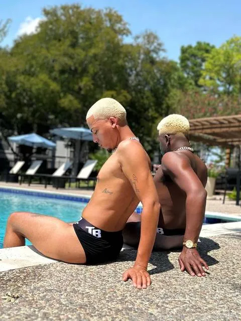 @HefnersWorldd