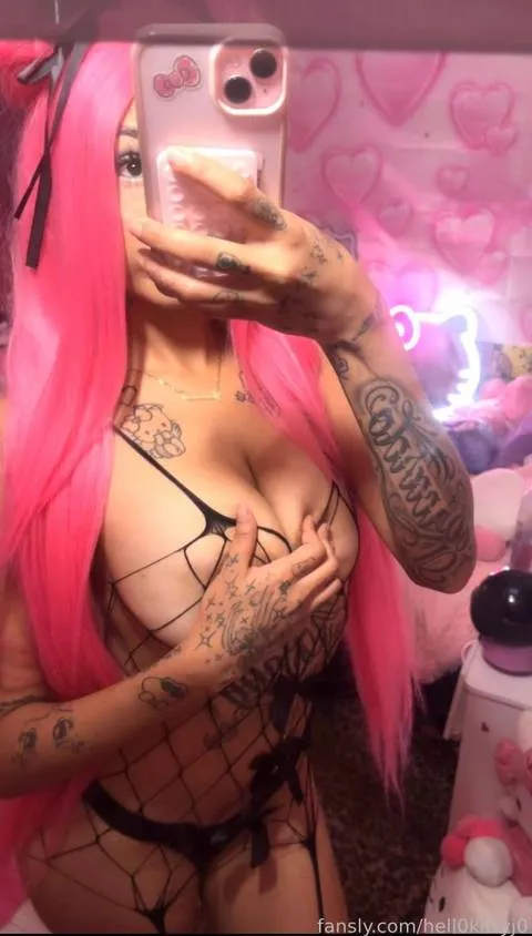 @hell0kittyj0