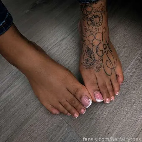 @herfairytoes