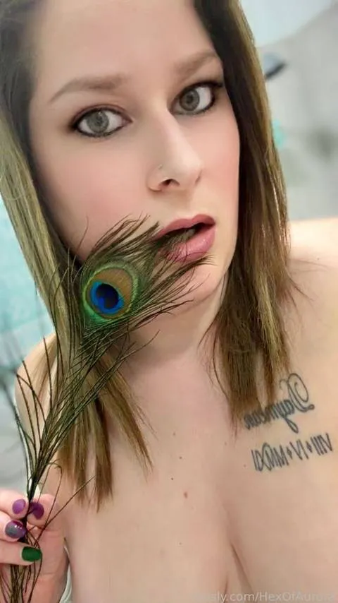@HexOfAurora